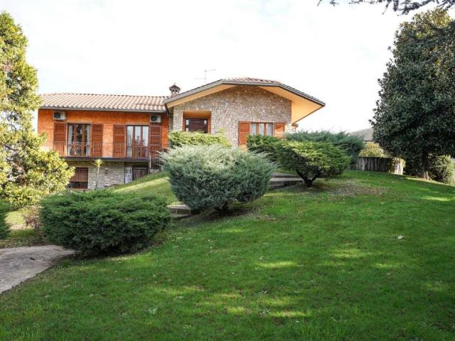 Villa in vendita a Bottanuco BG
