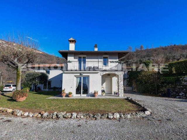Villa in vendita a Botticino BS