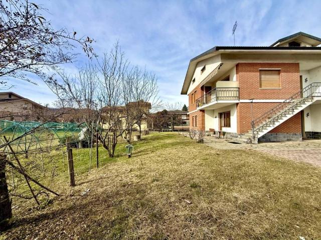 Villa in vendita a Boves CN