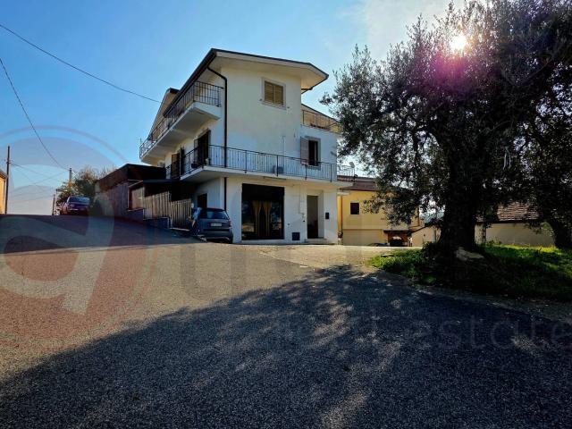 Villa in vendita a Boville Ernica