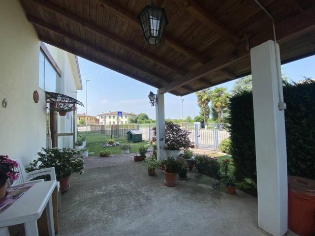 Villa in vendita a Bovolenta PD