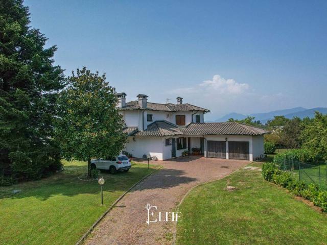 Villa in vendita a Bodio Lomnago VA