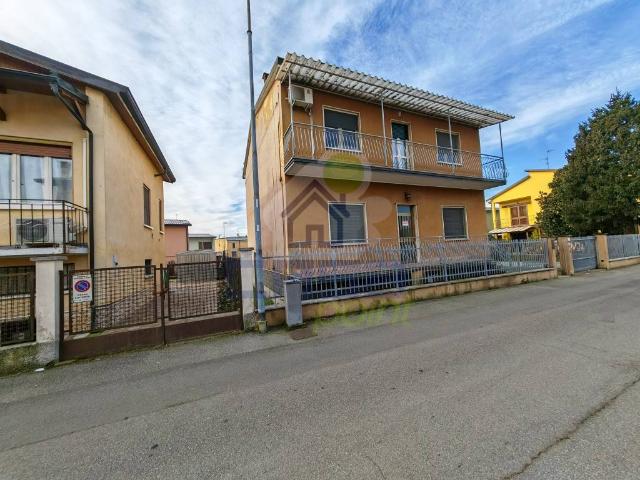 Villa in vendita a Boffalora d'Adda LO