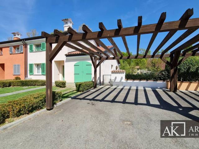Villa in vendita a Bogogno NO