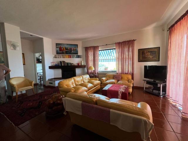 Villa in vendita a Bolano SP