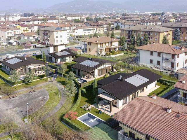 Villa in vendita a Bolgare BG