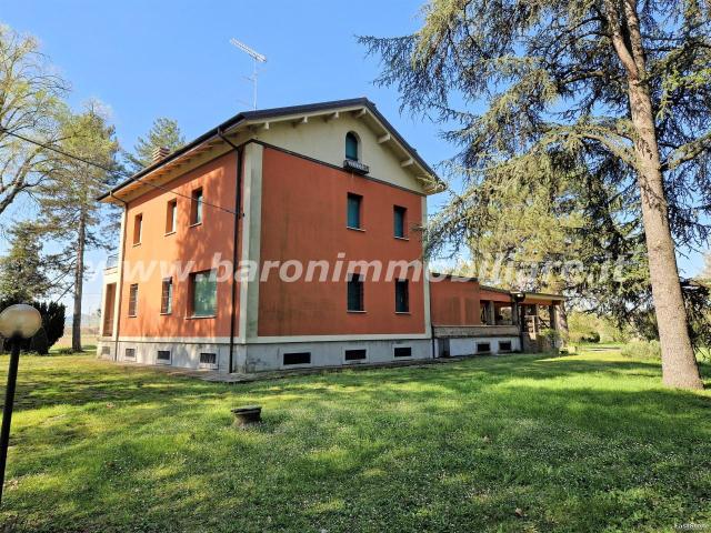 Villa in vendita a Bologna