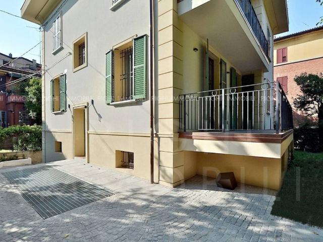 Villa in vendita a Bologna BO