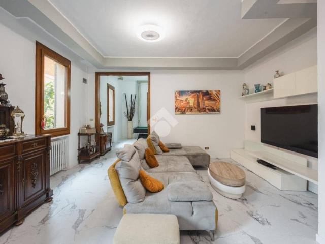 Villa in vendita a Bologna BO