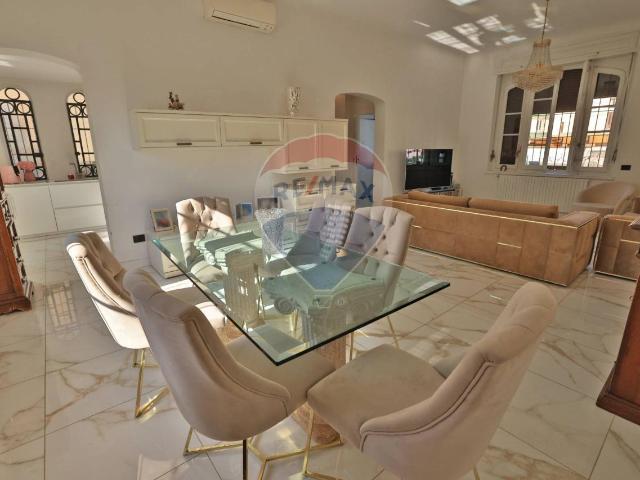 Villa in vendita a Bollate