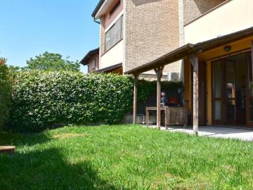 Villa in vendita a Bollate MI