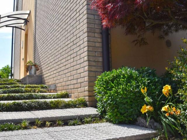 Villa in vendita a Bollate MI