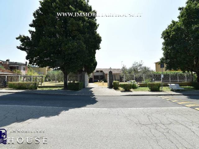 Villa in vendita a Bolsena VT
