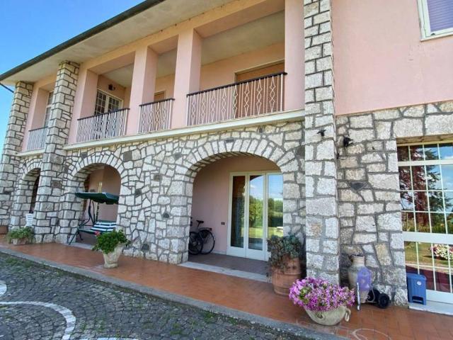 Villa in vendita a Bolsena VT