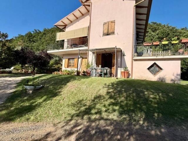 Villa in vendita a Bolsena VT