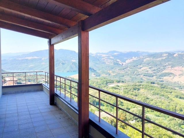 Villa in vendita a Bomba CH