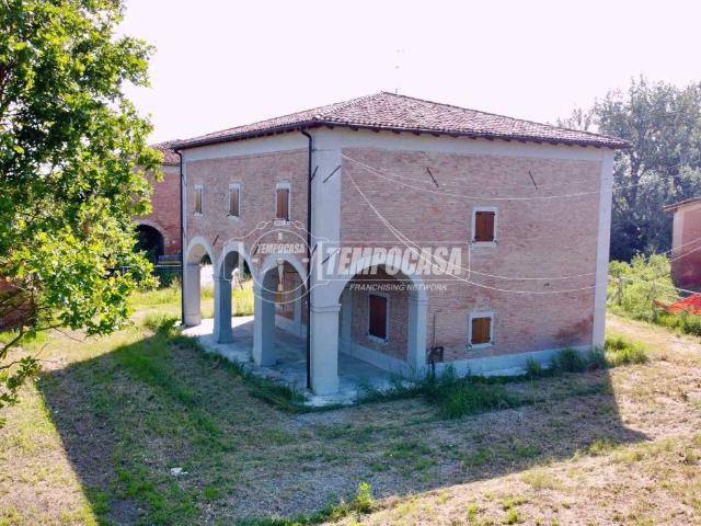 Villa in vendita a Bomporto MO