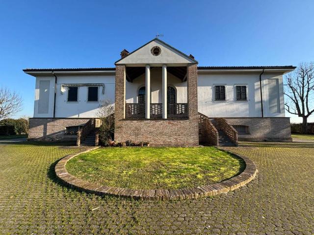 Villa in vendita a Bomporto MO