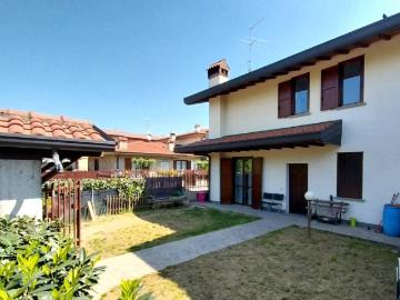 Villa in vendita a Bonate Sotto BG