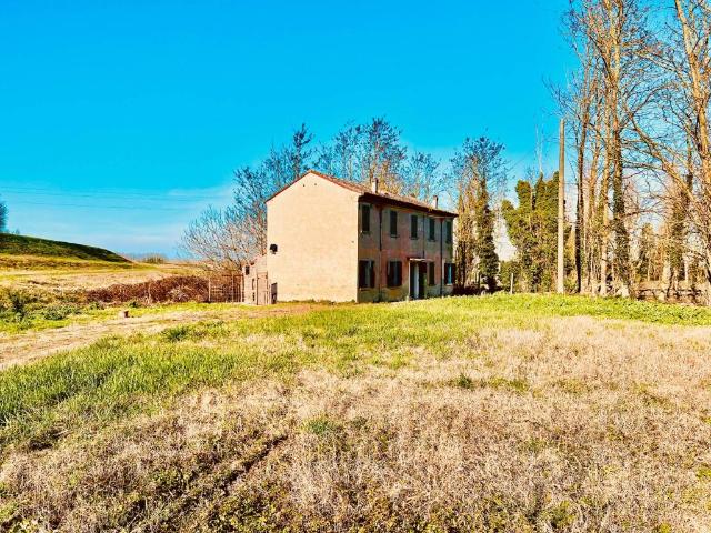 Villa in vendita a Bondeno FE