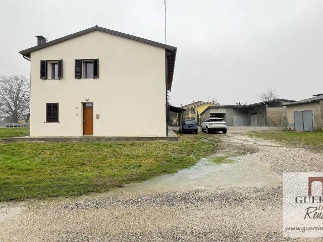 Villa in vendita a Bondeno FE