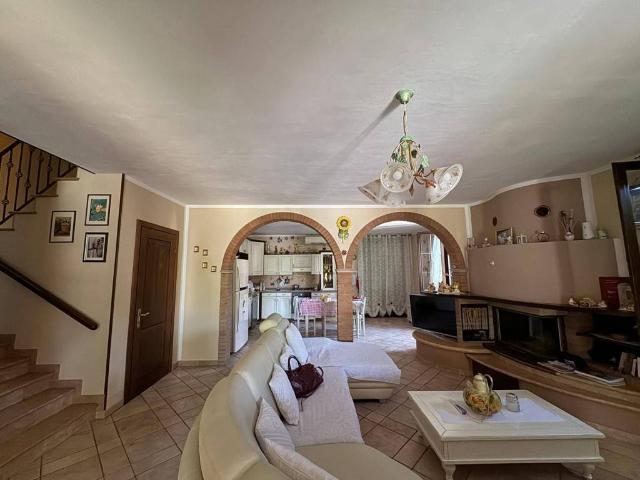 Villa in vendita a Bondeno FE