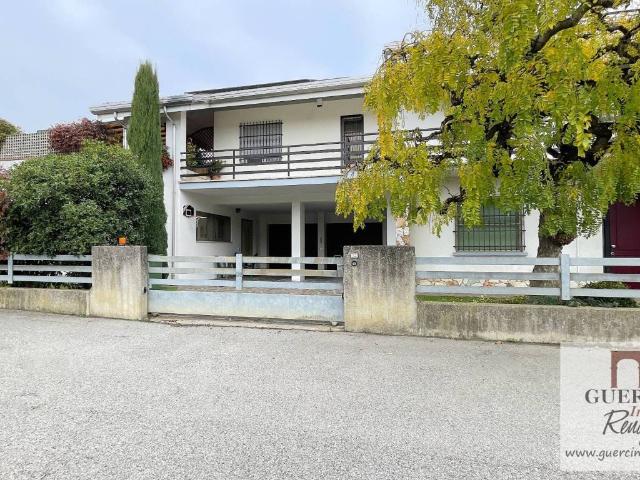 Villa in vendita a Bondeno FE