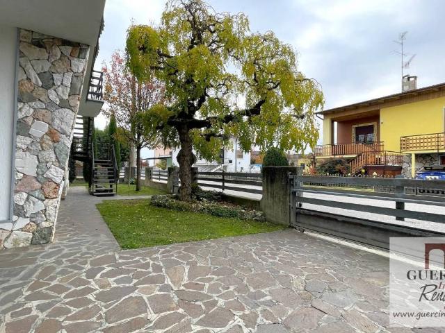 Villa in vendita a Bondeno FE