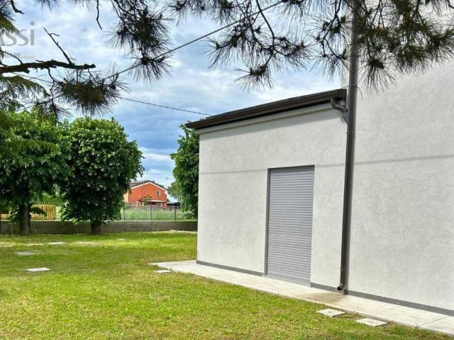 Villa in vendita a Bondeno FE
