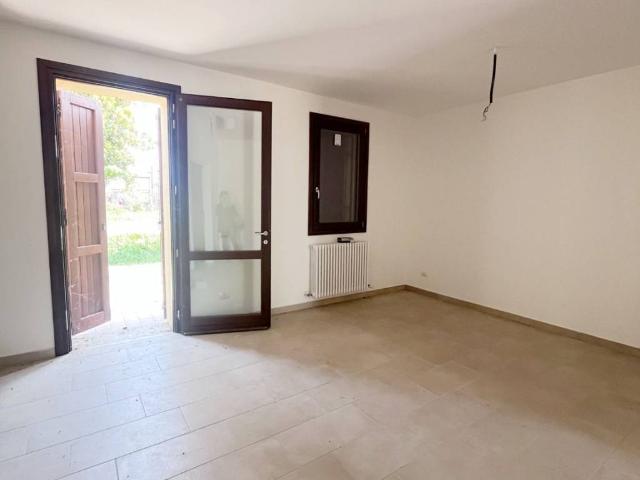 Villa in vendita a Bondeno FE