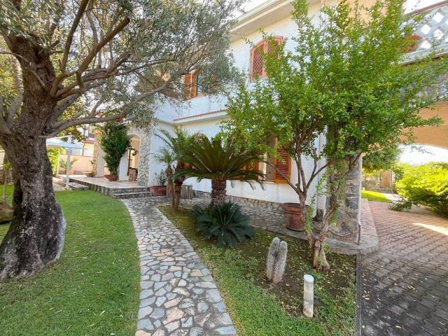Villa in vendita a Bonifati CS