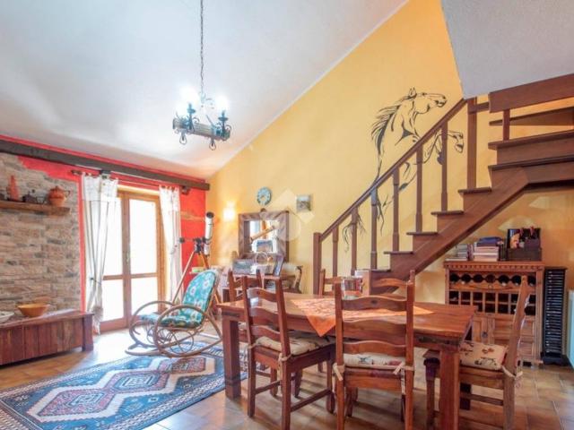 Villa in vendita a Borbona RI