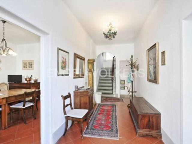 Villa in vendita a Borgo a Mozzano LU
