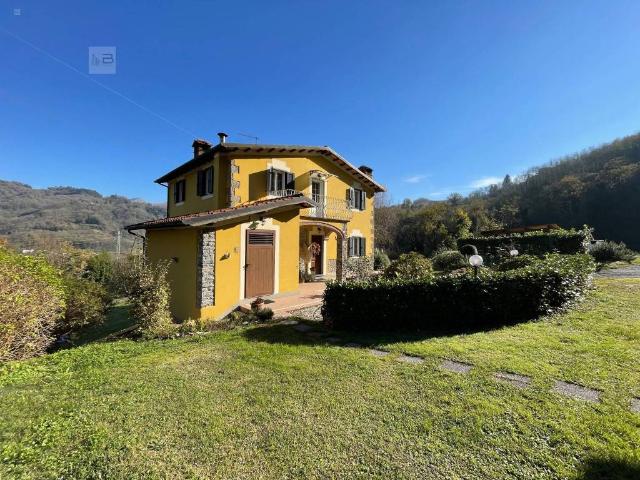 Villa in vendita a Borgo a Mozzano LU