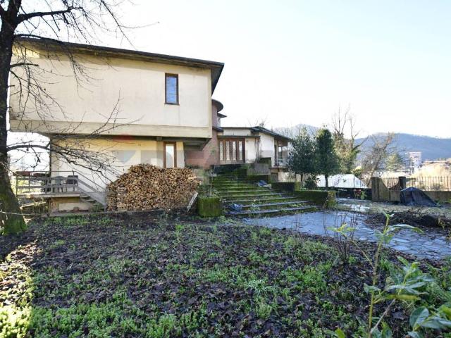 Villa in vendita a Borgo a Mozzano LU