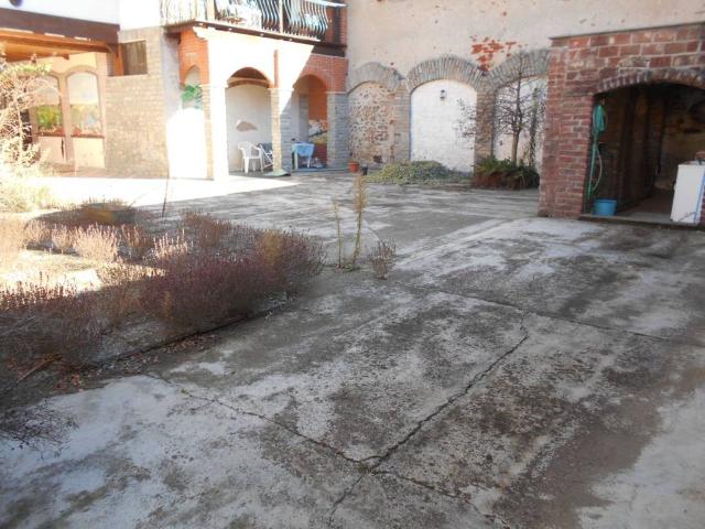 Villa in vendita a Borgo d'Ale VC