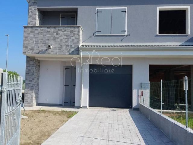 Villa in vendita a Borgo Mantovano MN