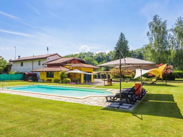 Villa in vendita a Borgo San Dalmazzo CN