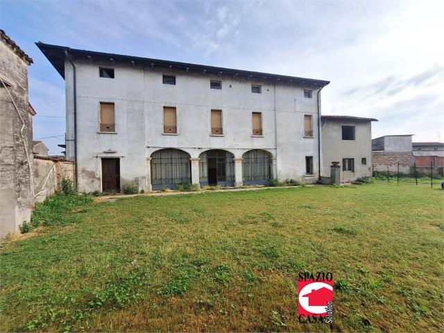 Villa in vendita a Borgo San Giacomo