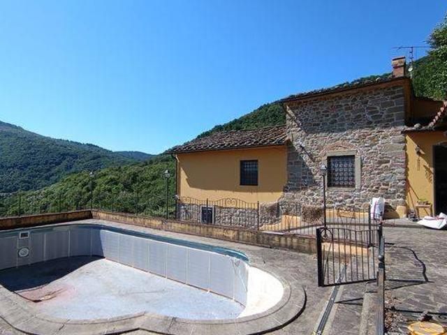 Villa in vendita a Borgo San Lorenzo FI