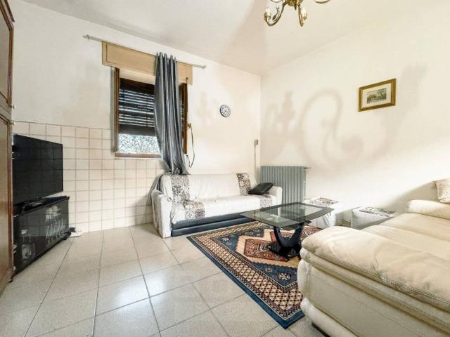Villa in vendita a Borgo Ticino NO