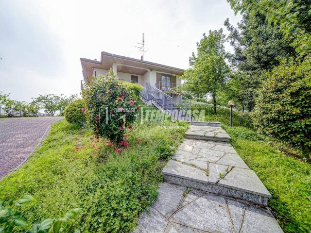 Villa in vendita a Borgo Ticino