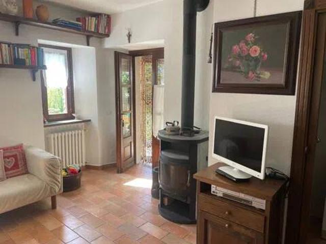 Villa in vendita a Borgo Val di Taro PR