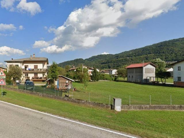 Villa in vendita a Borgo Valbelluna BL