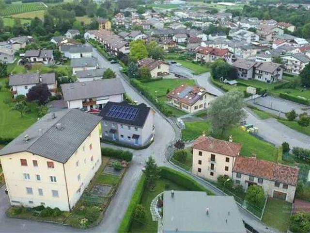 Villa in vendita a Borgo Valbelluna BL