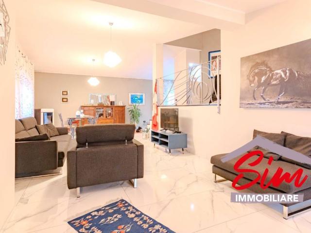 Villa in vendita a Borgo Vercelli VC