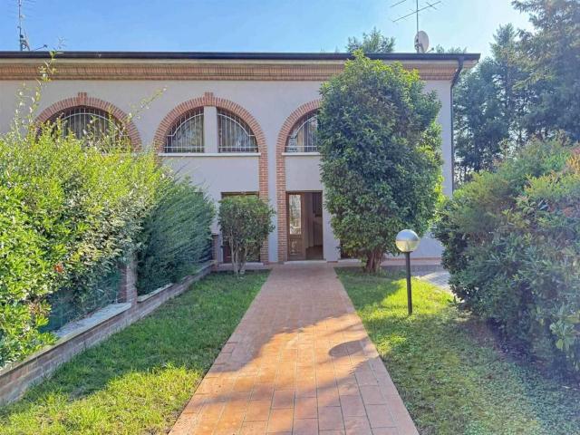 Villa in vendita a Borgo Virgilio MN