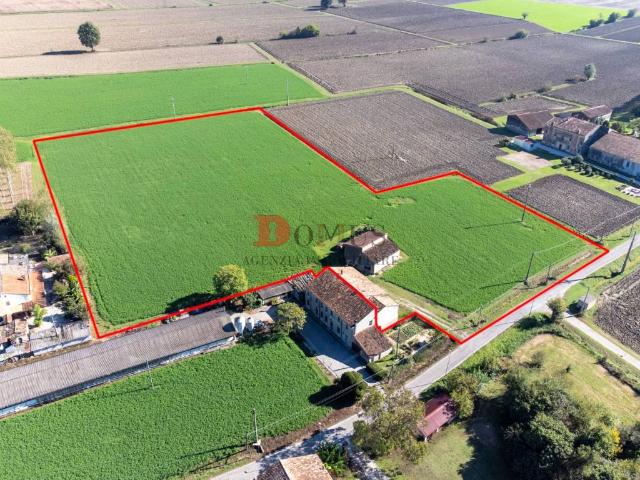 Villa in vendita a Borgocarbonara MN