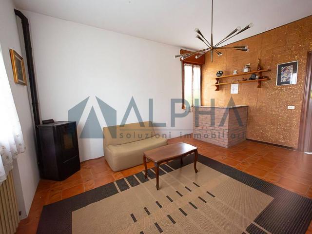 Villa in vendita a Borgocarbonara MN