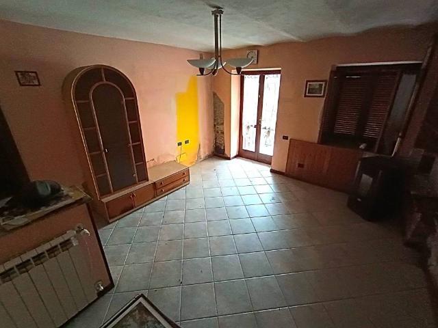 Villa in vendita a Borgomanero NO